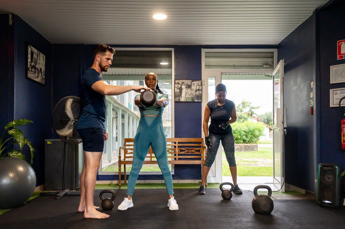 Coaching StrongStudio Kourou — kettlebell training